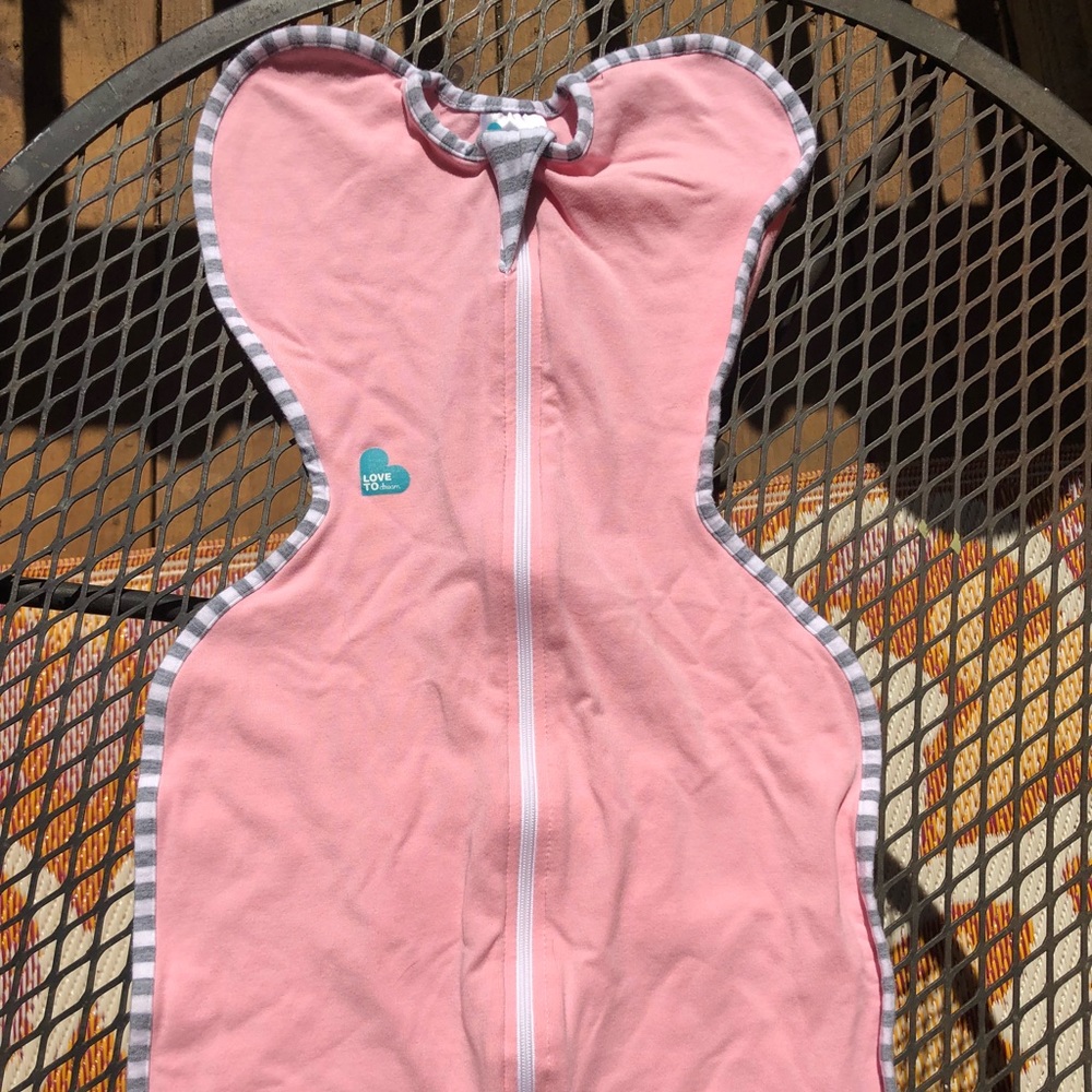 Love to Swaddle Sm Pink